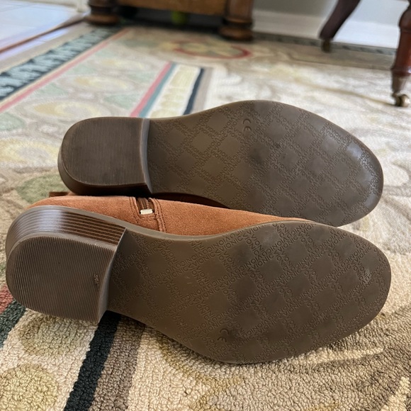 Vionic Vera suede bootie in Toffee - Picture 5 of 7